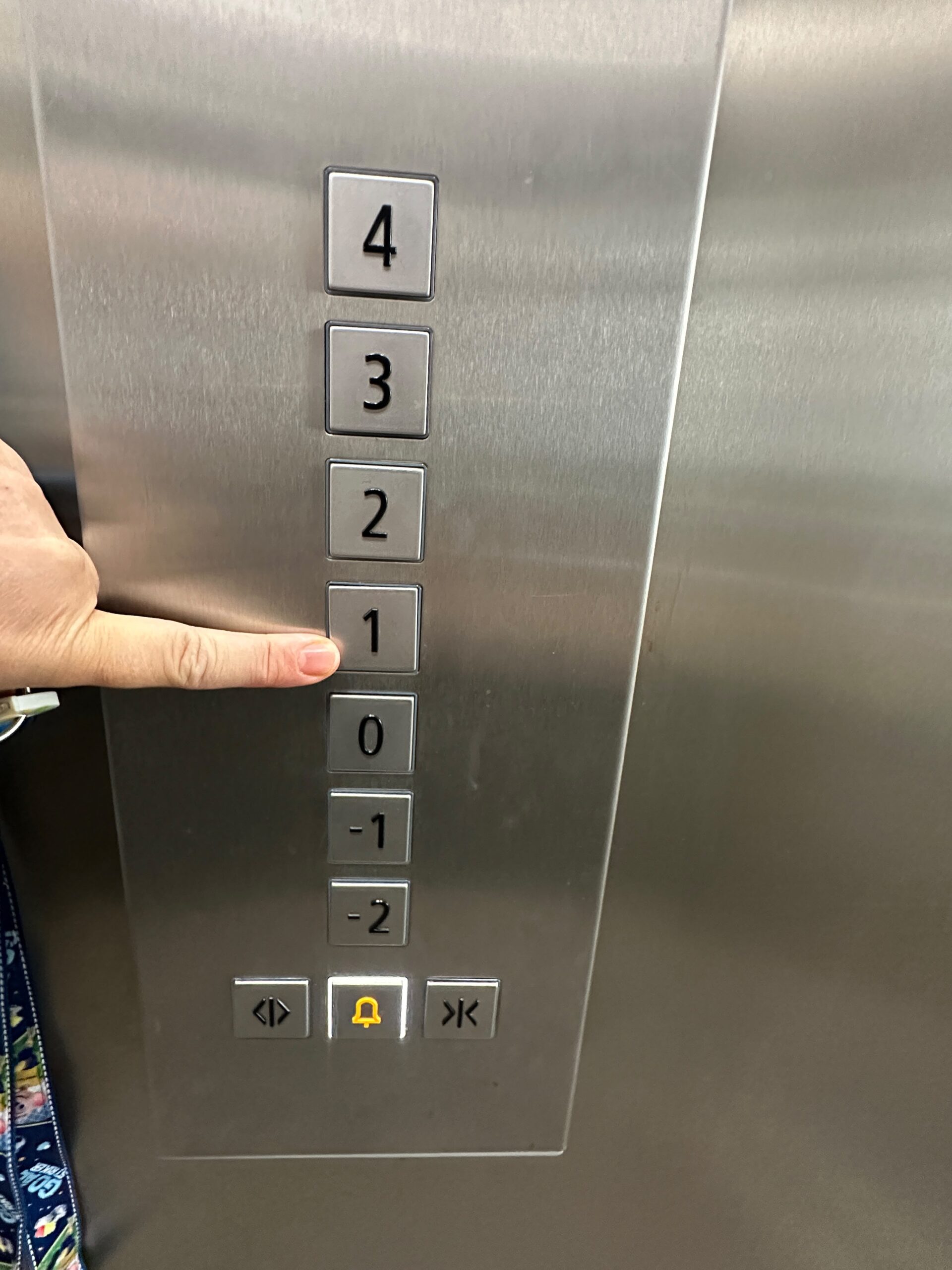 Liftknopf für das erste Obergeschoss
